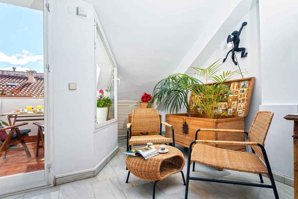 Seating area