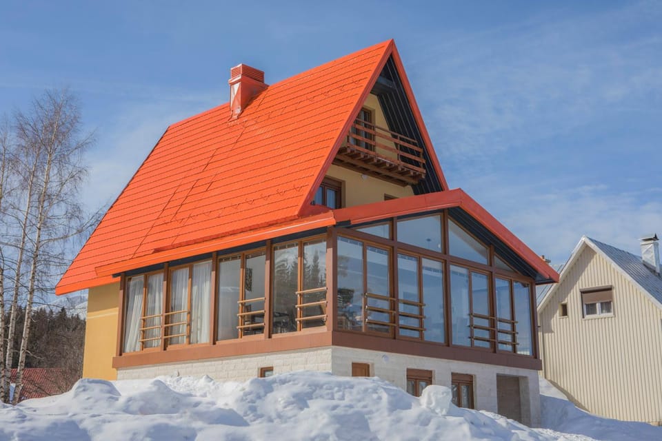 Property building, Winter