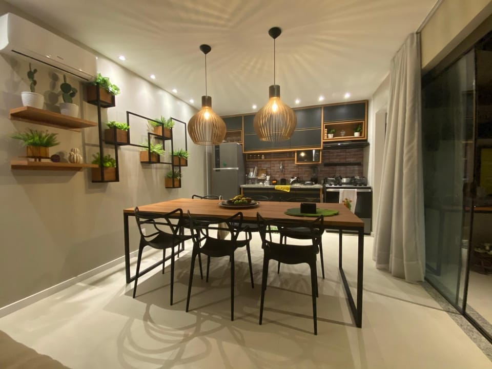 Kitchen or kitchenette, Dining area, minibar, pet friendly, stove