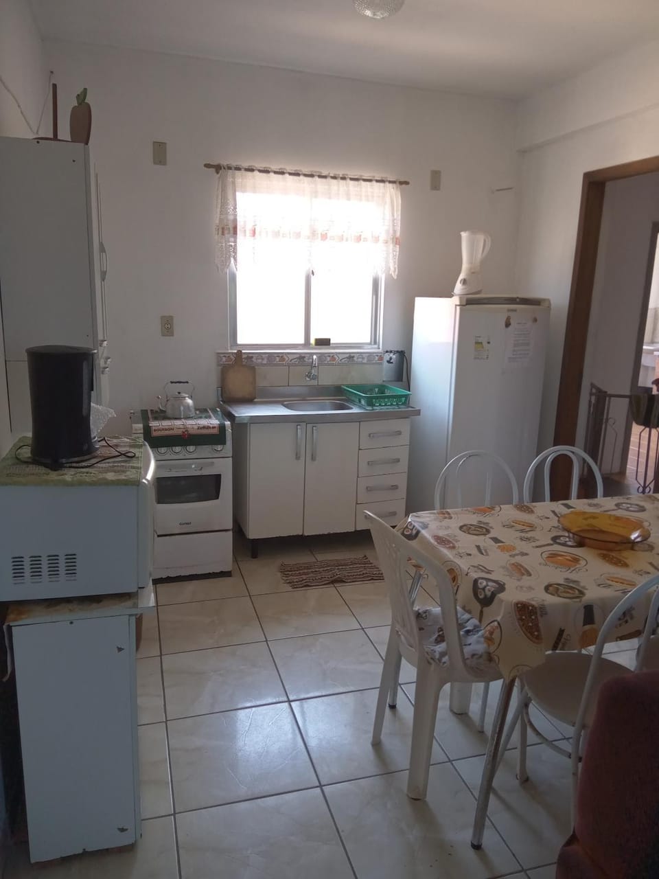 Dining area, Breakfast, kitchen