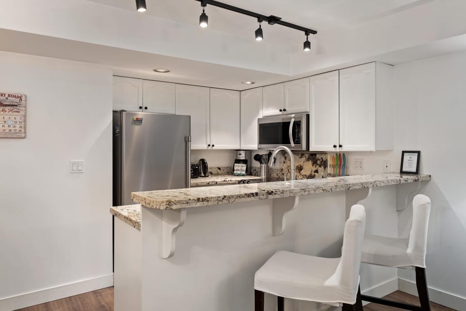 Dining area, Breakfast, kitchen