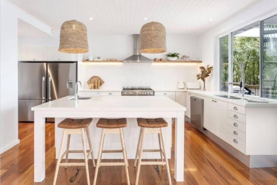 Bask at Green Point - Between the ocean & the lake House in Forster