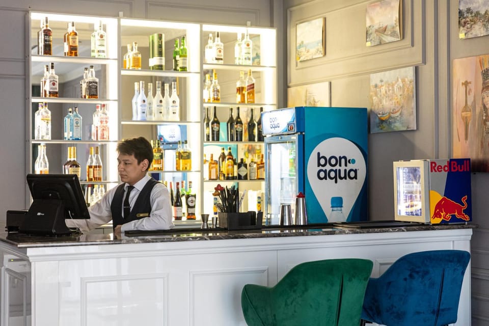 People, Property logo or sign, Lounge or bar, Food and drinks