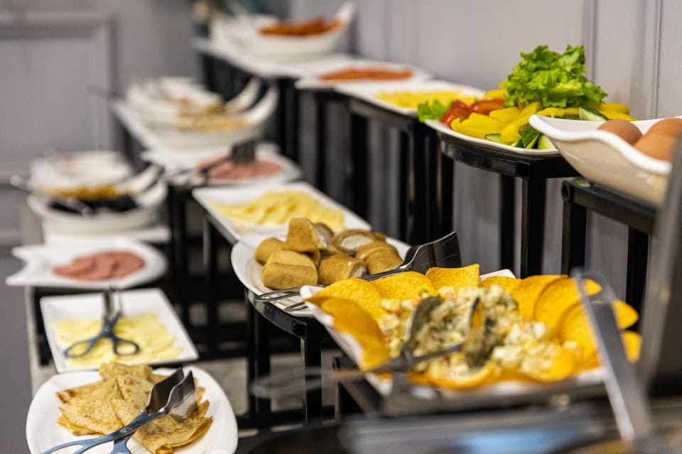 Food and drinks, Food, Breakfast, Buffet breakfast