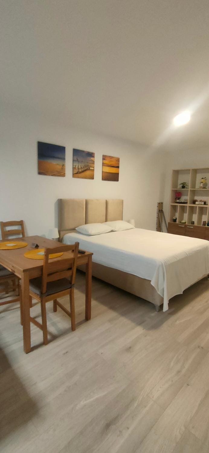DC Ghencea 158 Self Check-in Apartment in Bucharest