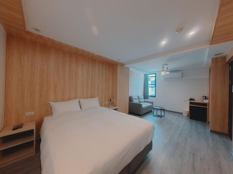 Bed, Bedroom, air conditioner