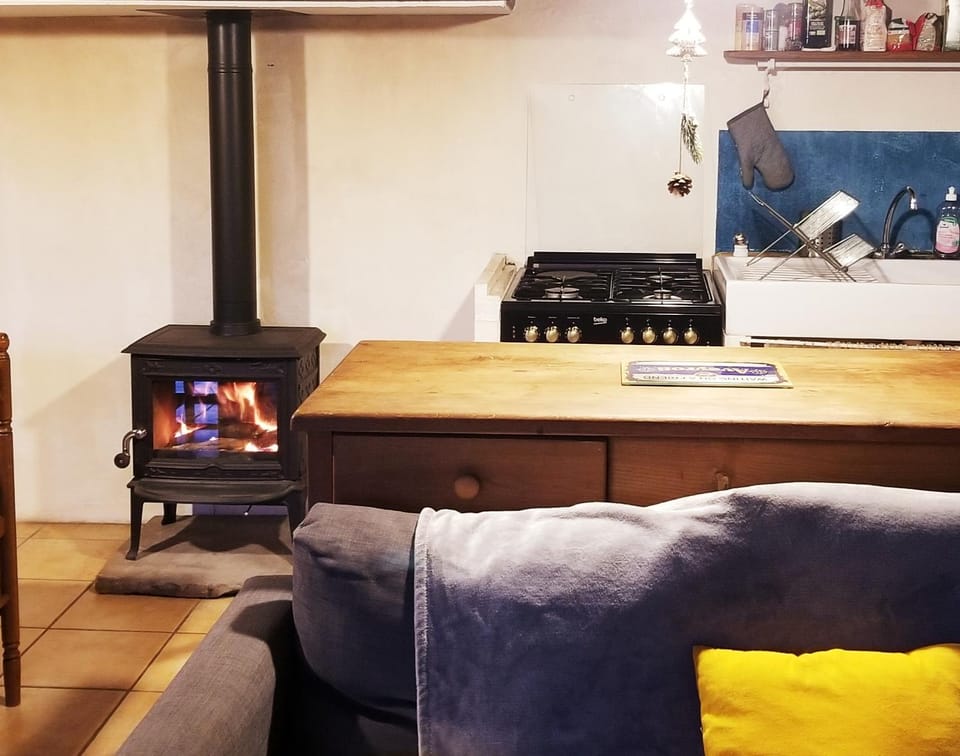 Kitchen or kitchenette, Living room, Dining area