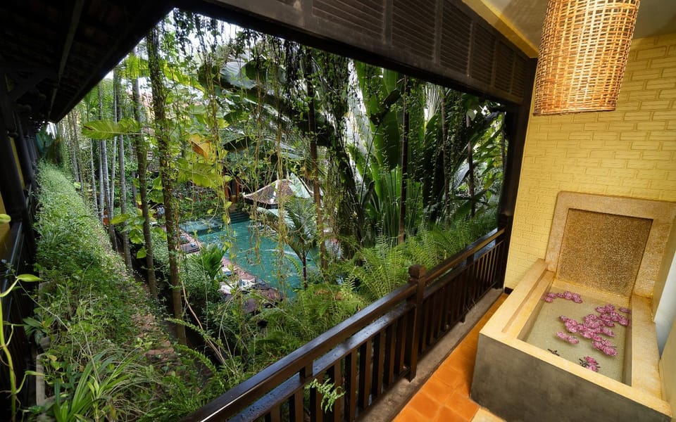 Natural landscape, Garden, View (from property/room), Balcony/Terrace, City view, Garden view, Pool view, Bath