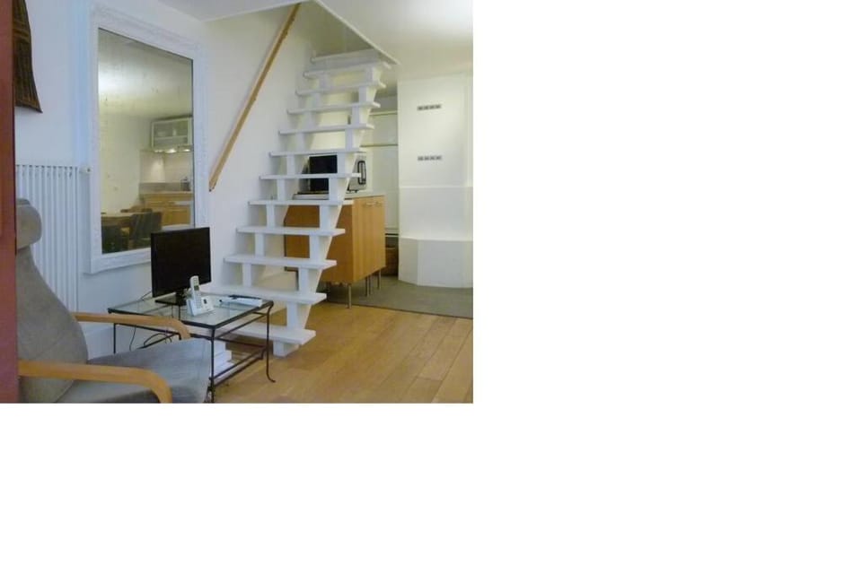 Studio Fabert Apartment in Paris