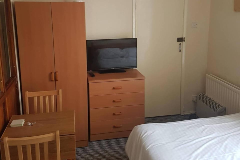 Apsley 1 Flat Sleeps 4 with Near Beach Apartment in Great Yarmouth