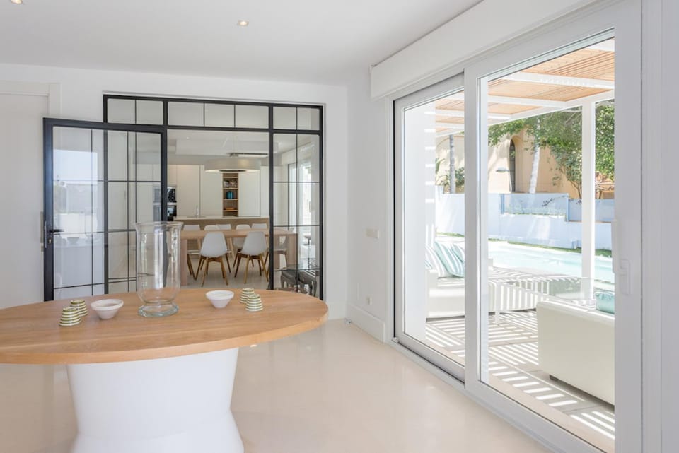 Kitchen or kitchenette, Seating area, Dining area, Area and facilities