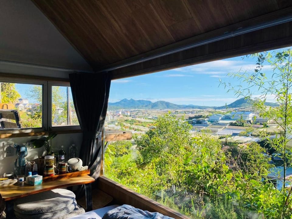 Natural landscape, View (from property/room)