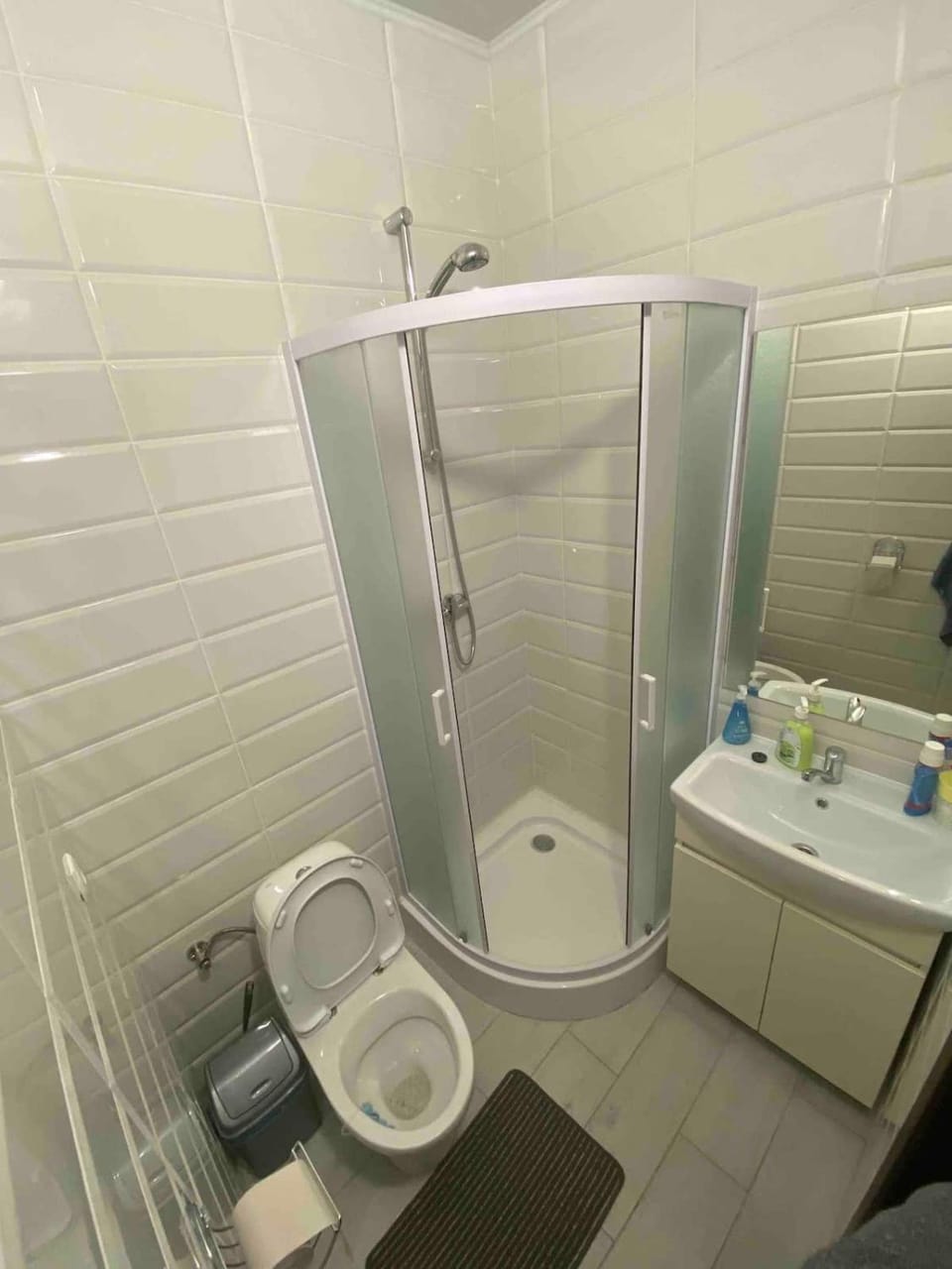Shower, Toilet, Bathroom
