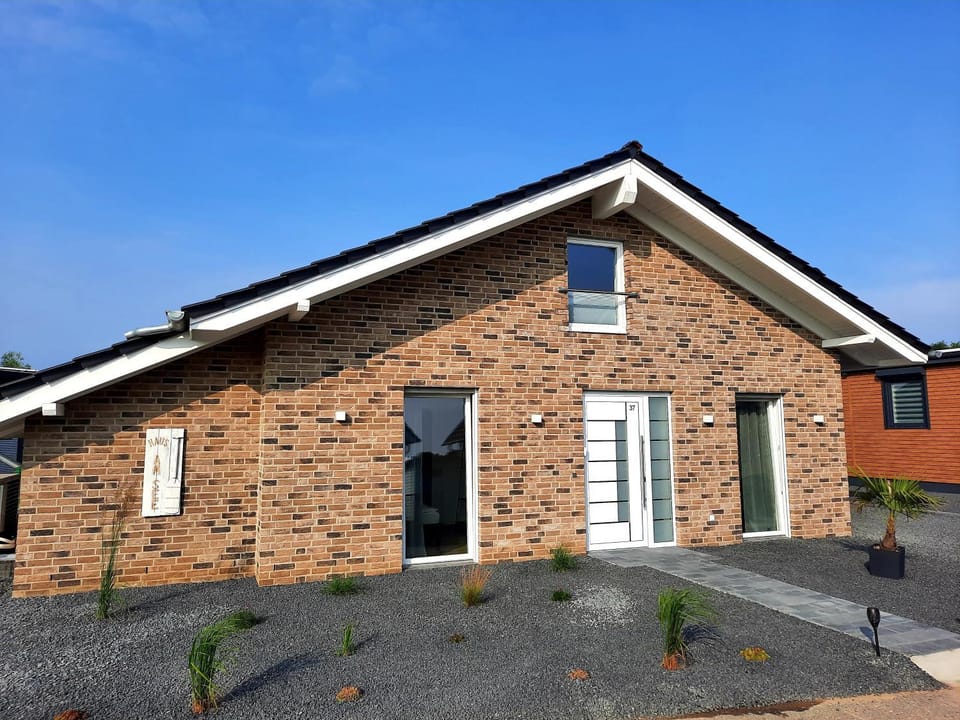 Ferienhaus am See Goch Kessel House in Limburg (province)