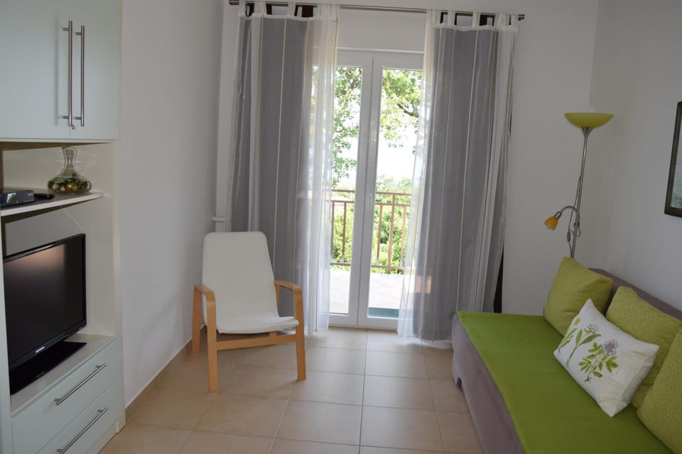 Apartments Sandra Apartment in Primorje-Gorski Kotar County