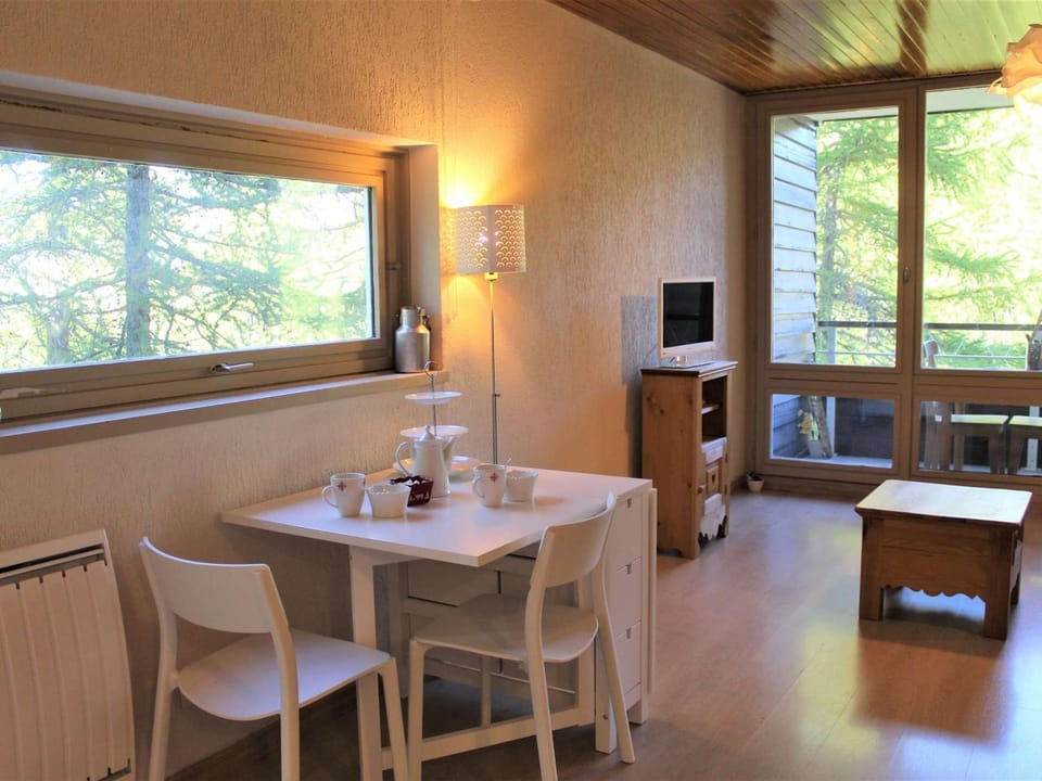 Studio cosy 4 pers, centre station, proche des pistes et commerces à Vars - FR-1-330B-165 Apartment in Provence-Alpes-Côte d'Azur