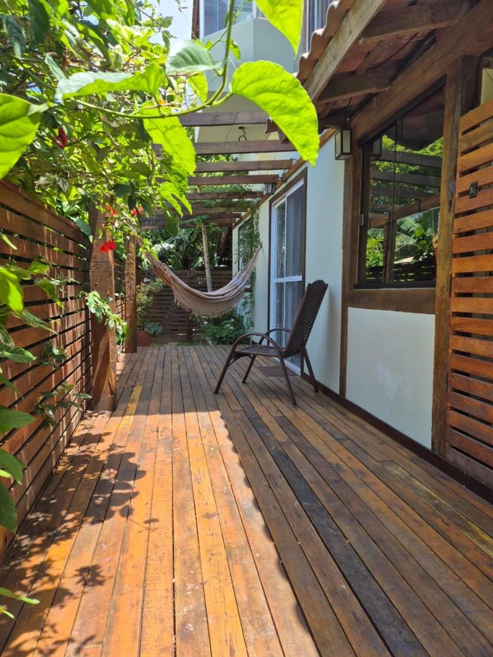 Patio, Day, Garden, Balcony/Terrace, Garden view