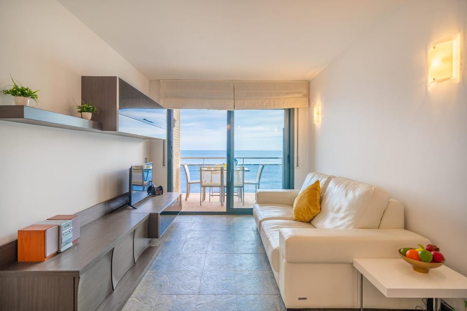 Balcony/Terrace, Living room, Sea view