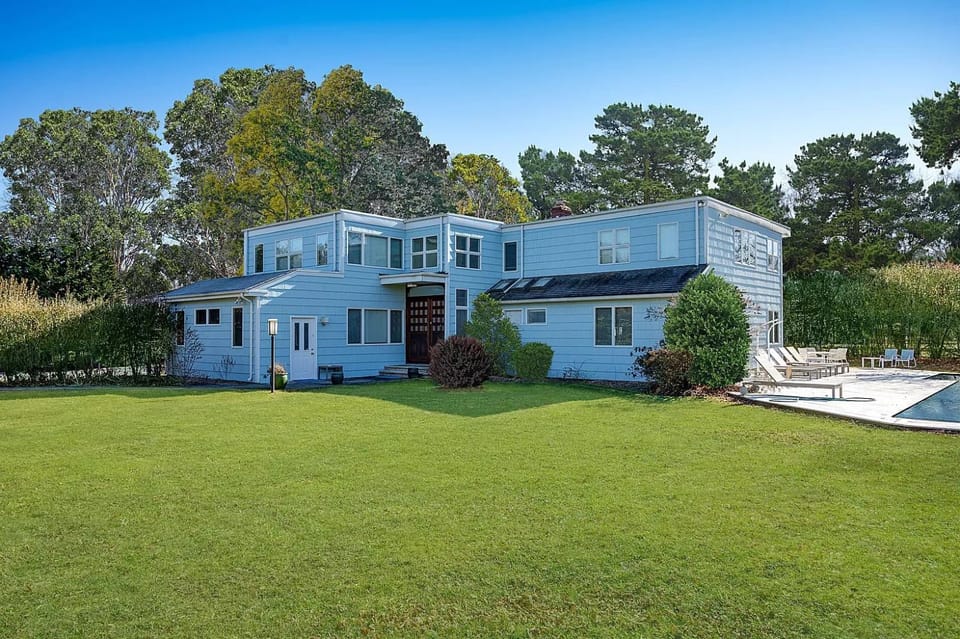 Property building, Day, Natural landscape, Garden, Garden view, Pool view, Swimming pool
