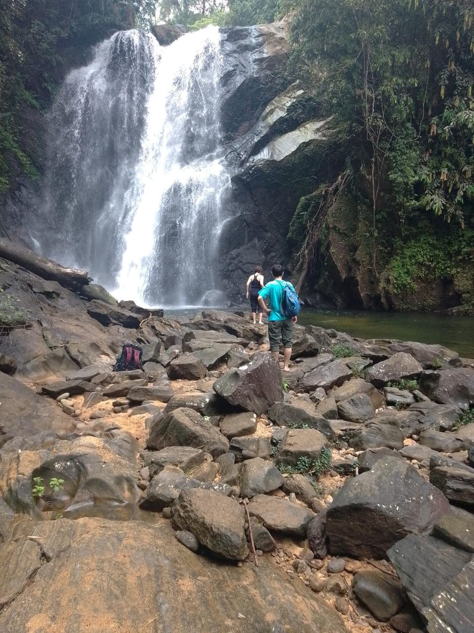 Rainforest River Edge Hotel in Southern Province