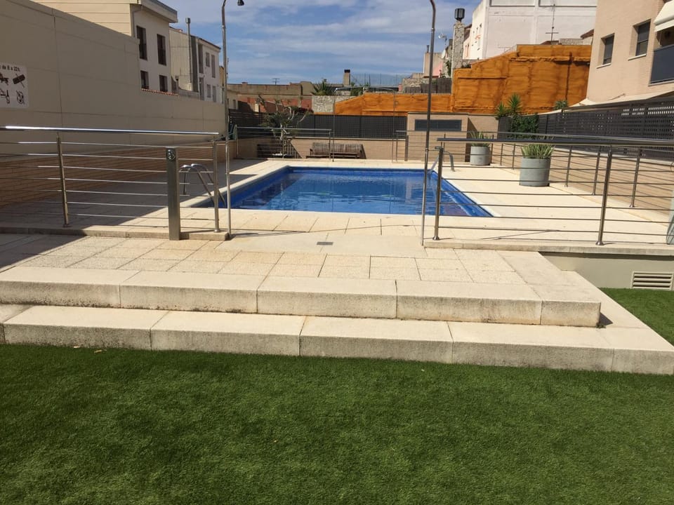 Solarium, Swimming pool