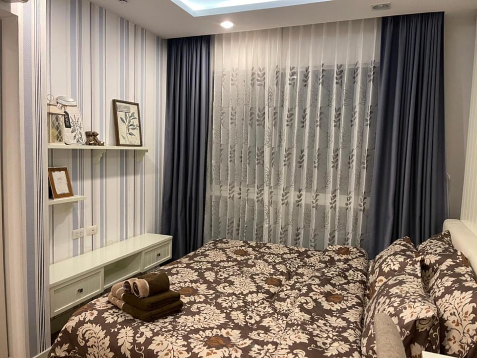 The Exclusive @WON Beach Suite & Toproof Pool Apartment in Chon Buri Changwat