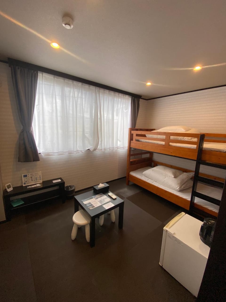 Hostel SAMURISE 81INN Bed and Breakfast in Shizuoka Prefecture