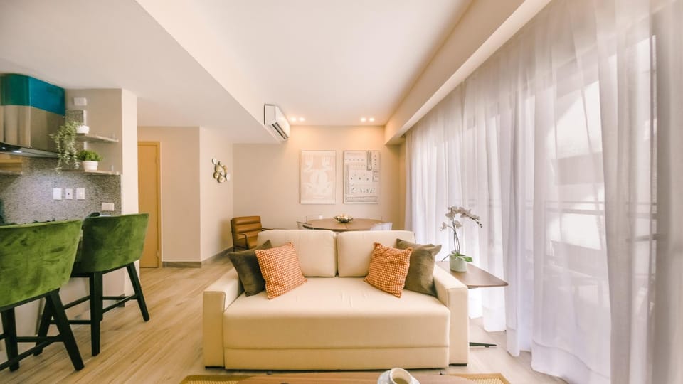 Fully Serviced Apartment at Regatta Living II - 703 Apartment in Santo Domingo
