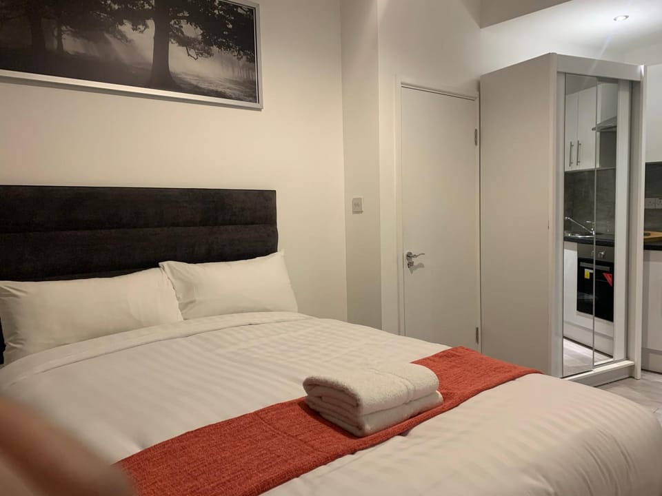 Bed, Bedroom