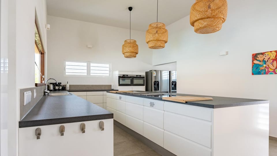 Property building, dishwasher, furniture, pet friendly, stove, kitchen