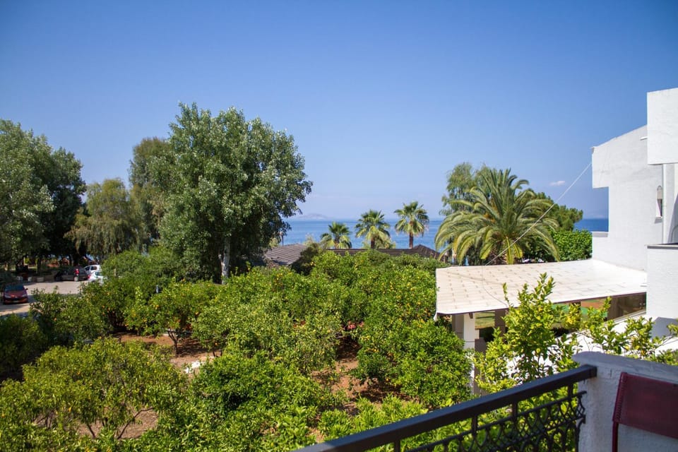 People, Garden, Garden view, Sea view, Family