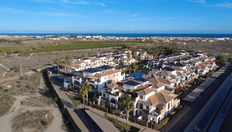 Day, Neighbourhood, Bird's eye view, Location