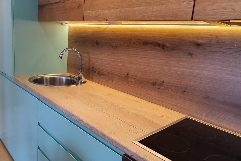 Kitchen or kitchenette