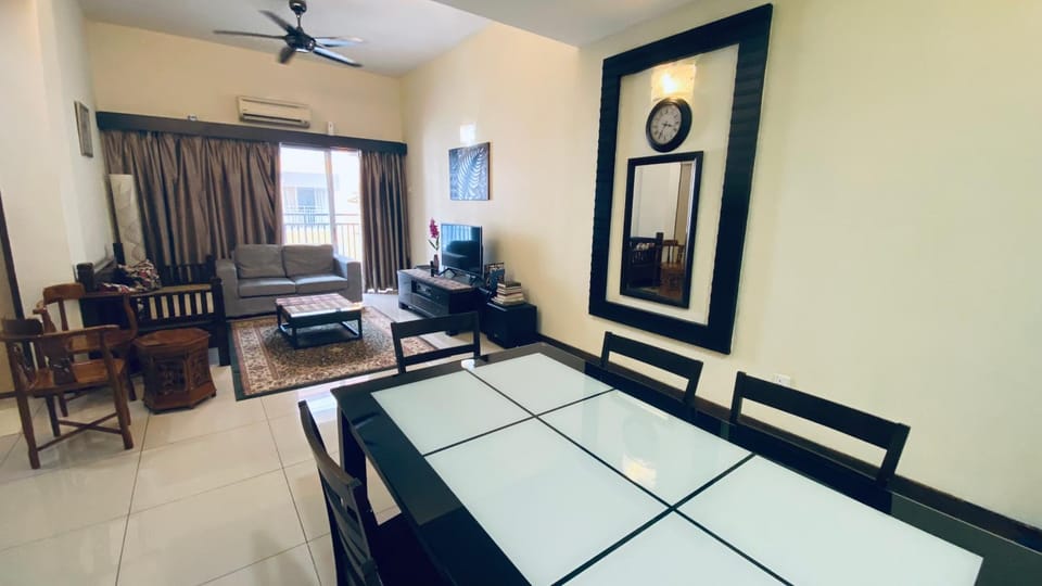 Homestay 3 rooms suite Apartment 8-10pax at Amari Villa Bukit Katil, Ayer Keroh Melaka Apartment in Malacca