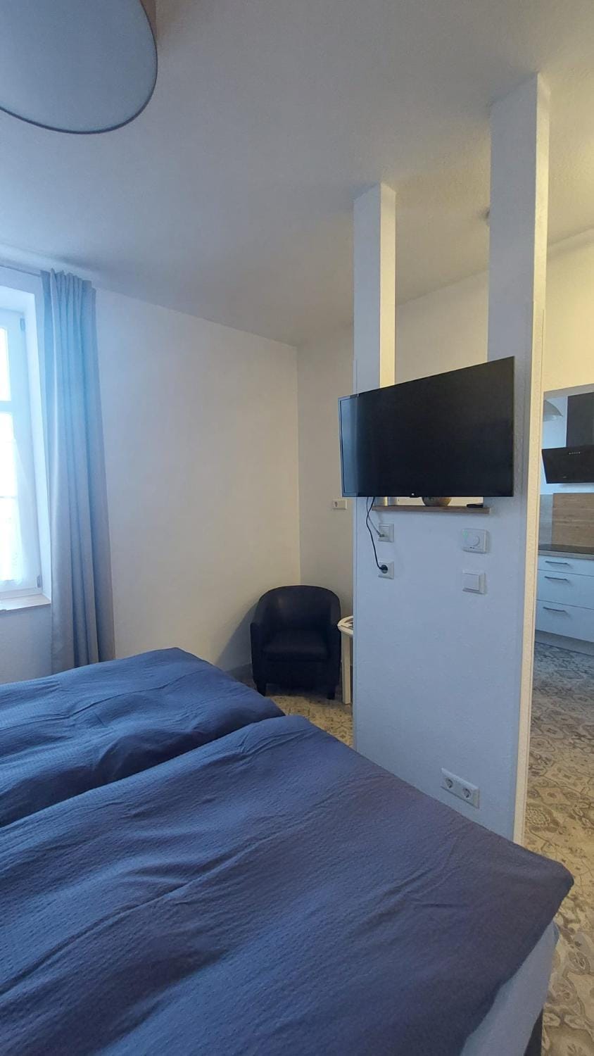 TV and multimedia, Photo of the whole room