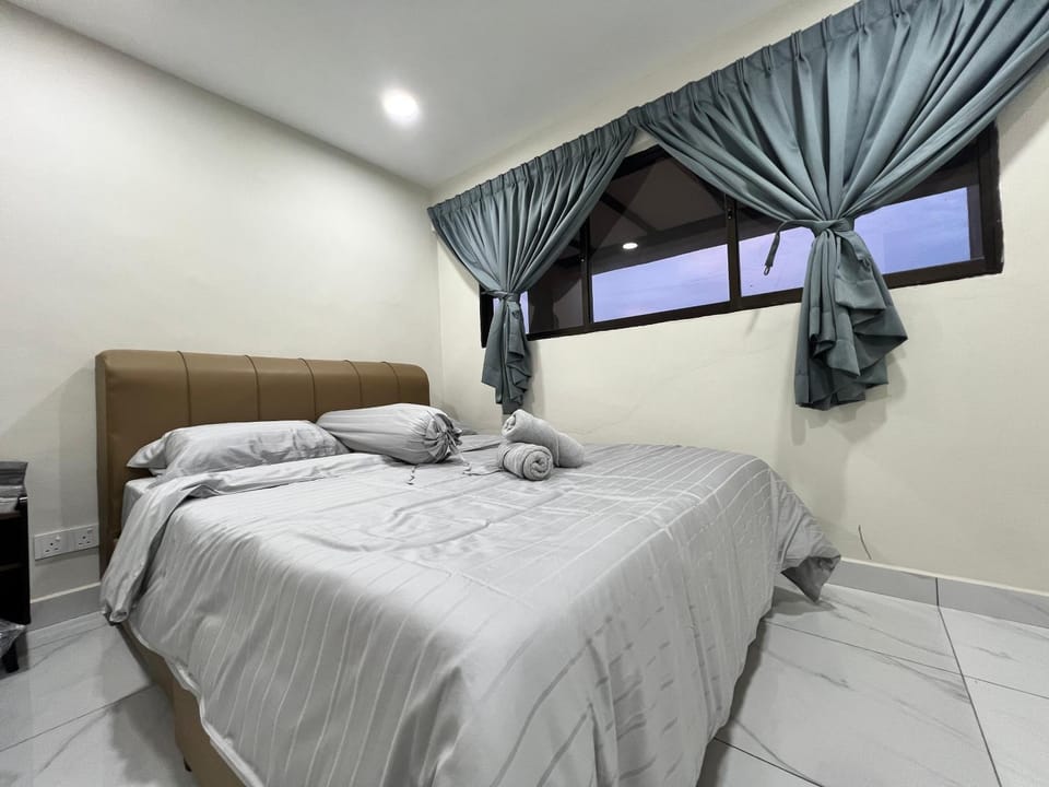 Tanjung Tuan Beach Regency - Hermis Theme 1 Car Park Apartment in Port Dickson