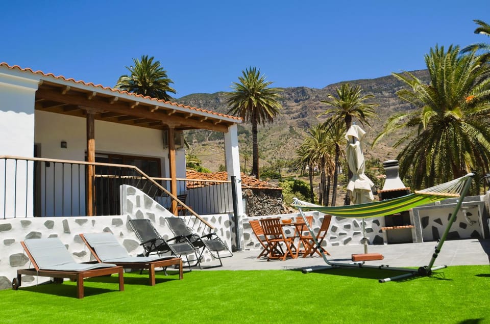 Patio, Natural landscape