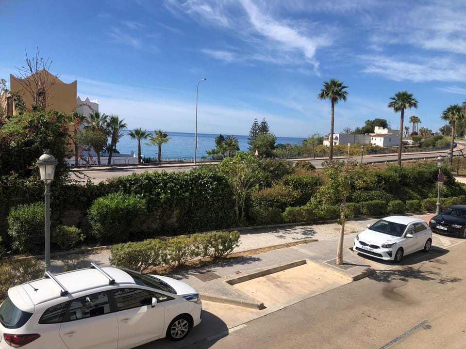 Day, Neighbourhood, Sea view, Parking
