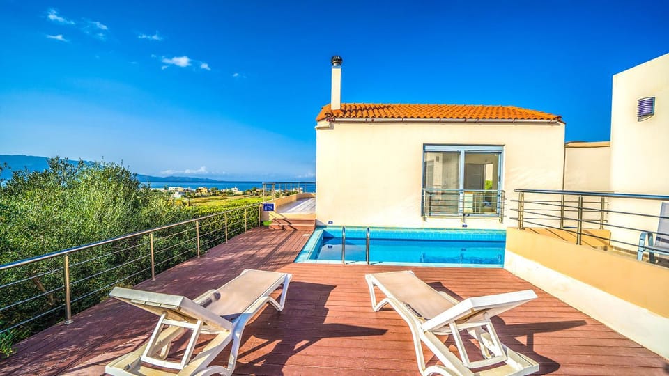 Day, View (from property/room), Balcony/Terrace, Pool view, Sea view, Swimming pool, sunbed