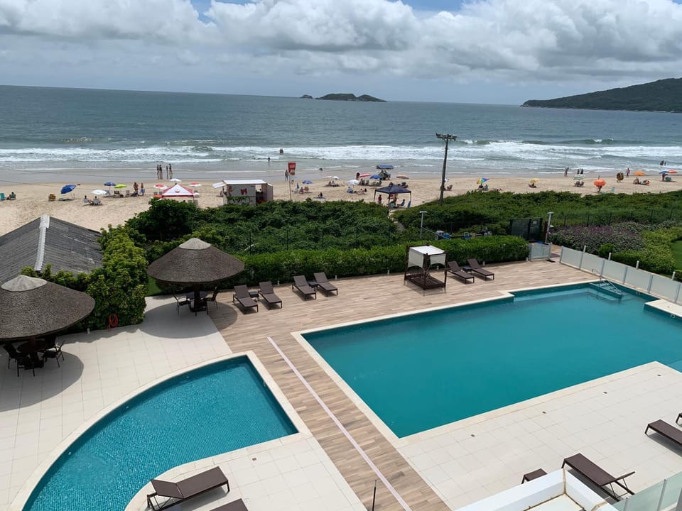 Day, Natural landscape, Beach, Pool view, Sea view, Swimming pool, sunbed