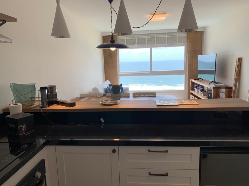Natural landscape, Kitchen or kitchenette