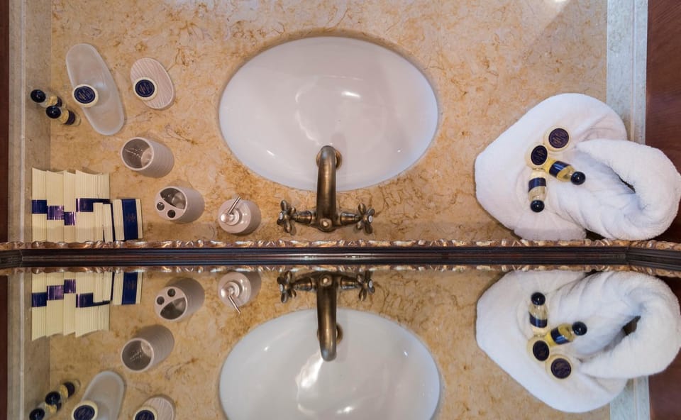 Shower, Bathroom, Other, Decorative detail