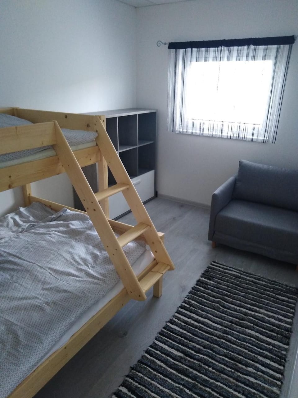 bunk bed
