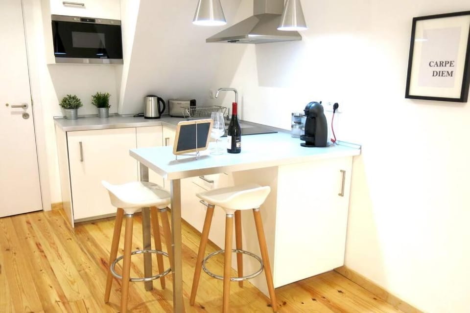 Coffee/tea facilities, Kitchen or kitchenette, Dining area