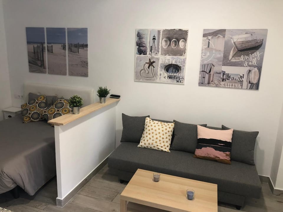 Living room, Bedroom