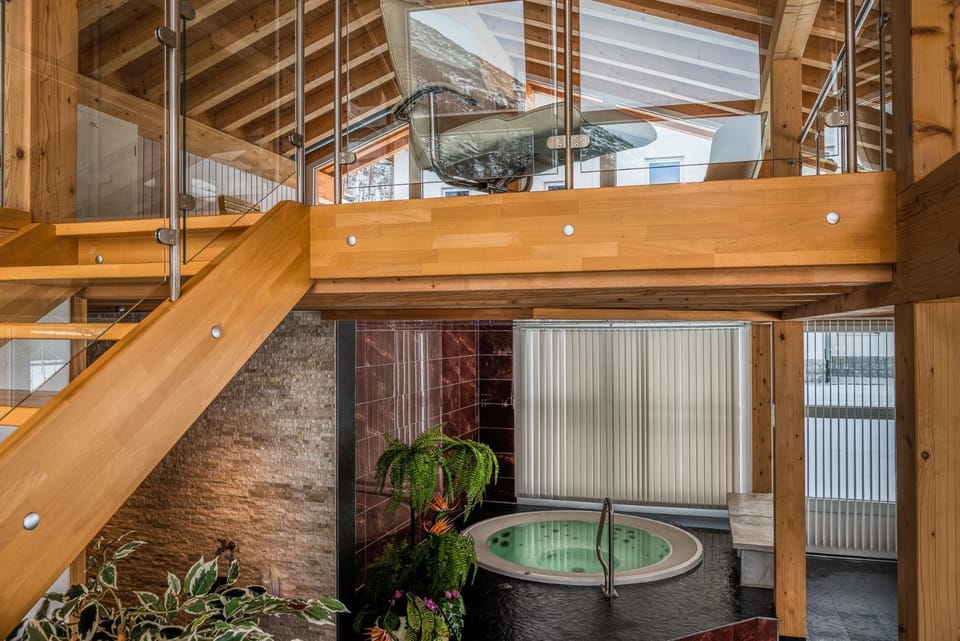 Hot Tub, Spa and wellness centre/facilities
