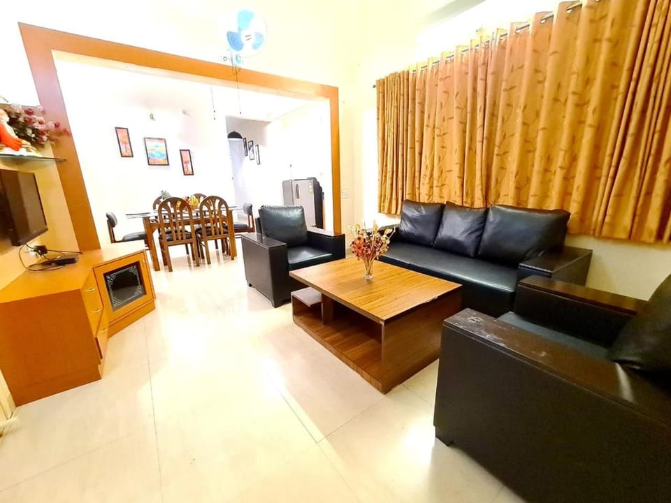 Nilgiri Villa with Swimming Pool Villa in Maharashtra