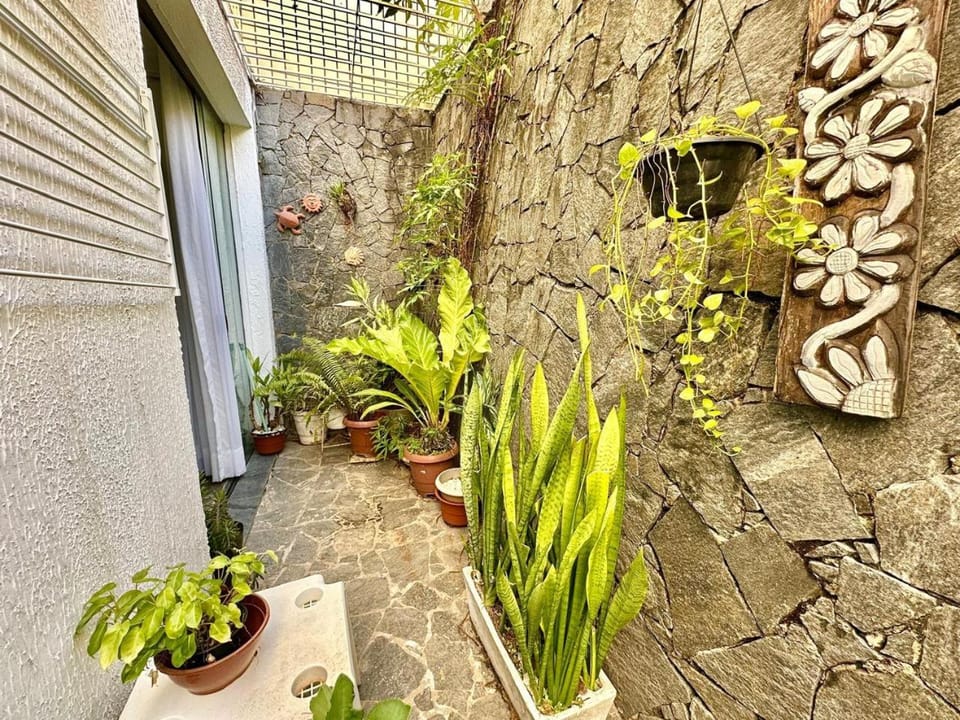 quartos privativos rio vermelho Vacation rental in Salvador