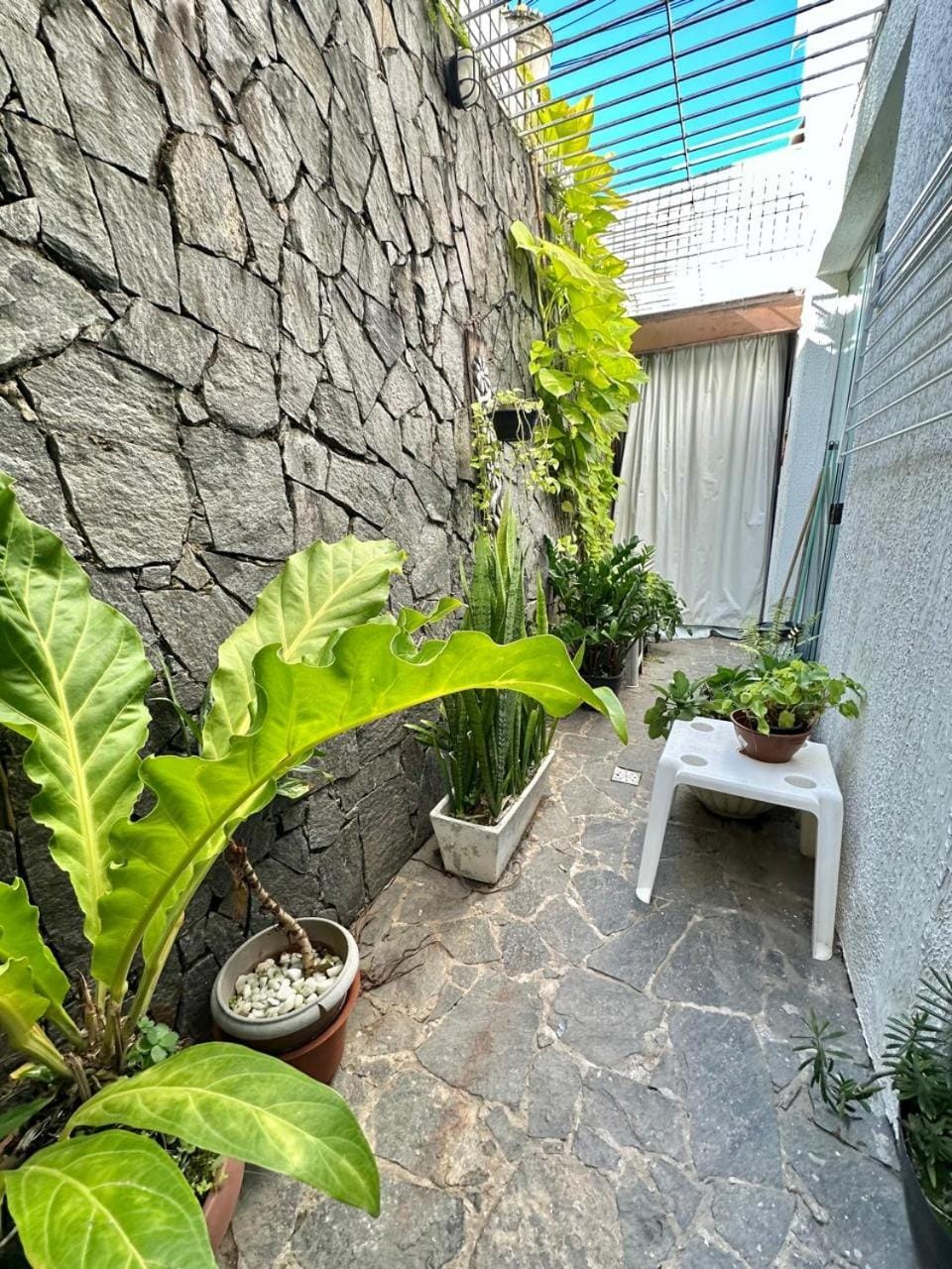 quartos privativos rio vermelho Vacation rental in Salvador
