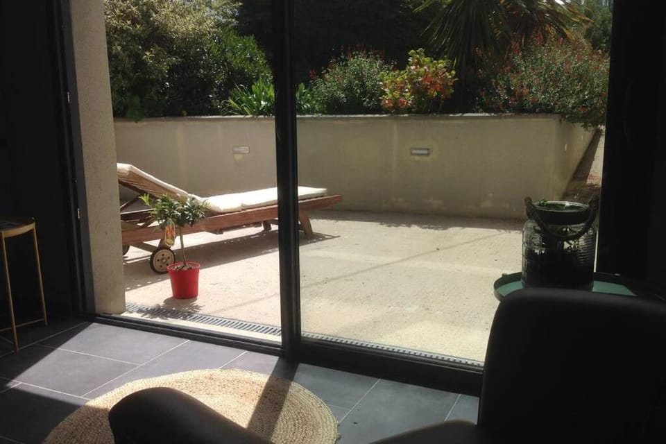 Bel appartement en rez-de-jardin Apartment in Normandy